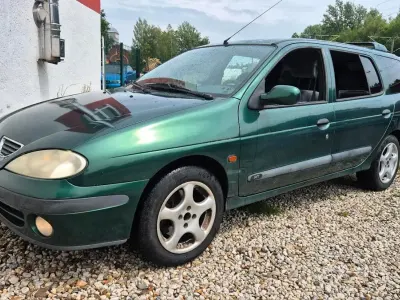 Gebraucht Renault Mégane GrandTour 107 PS (78 kW) 1999 Grün Kombi