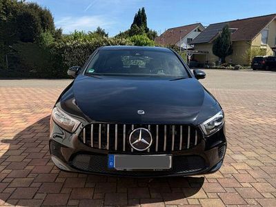 Gebraucht Mercedes A250 224 PS (164 kW) 2018 Schwarz Limousine