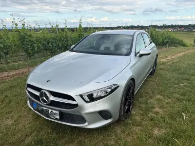 Gebraucht Mercedes A180 Advanced 116 PS (85 kW) 2021 Silber Limousine