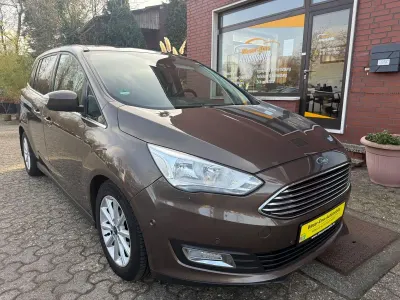 Gebraucht Ford Grand C-Max Titanium 125 PS (91 kW) 2016 Van / Kleinbus