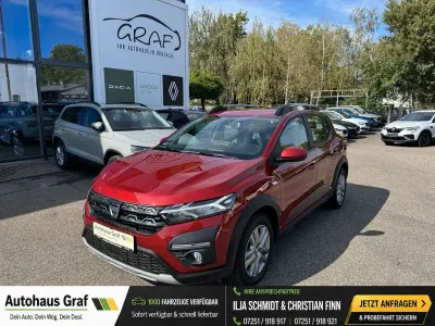 Gebraucht Dacia Sandero Comfort 91 PS (66 kW) 2022 Rot Limousine