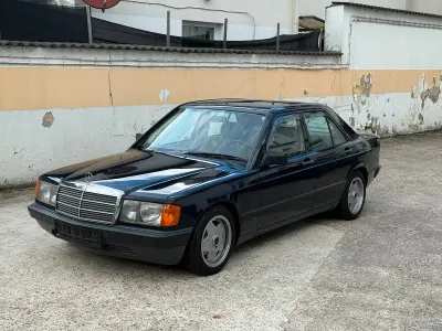 Gebraucht Mercedes 190 90 PS (66 kW) 1987 Blau Limousine