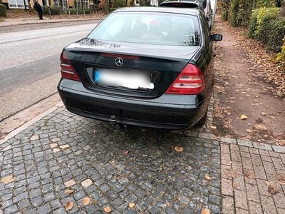 Mercedes C180