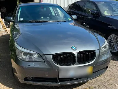 Gebraucht BMW 530 231 PS (169 kW) 2006 Grau Limousine