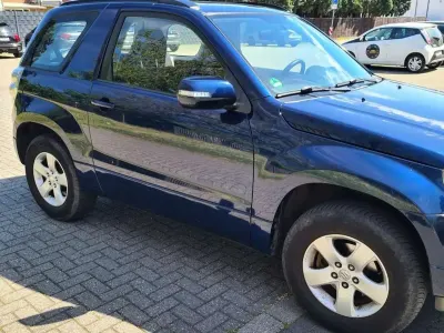 Second-hand Suzuki Grand Vitara Comfort 166 CP (122 kW) 2010 Albastru SUV