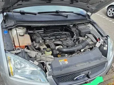 Gebraucht Ford Focus Sport 101 PS (74 kW) 2005 Grau Limousine