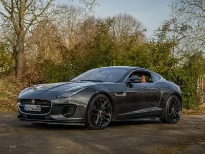 Gebraucht Jaguar F-Type R-Dynamic 300 PS (220 kW) 2018 Grau