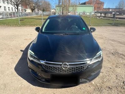 Gebraucht Opel Astra Business 125 PS (91 kW) 2017 Schwarz Limousine