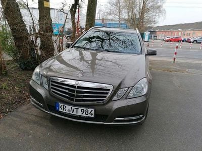 Gebraucht Mercedes 300 204 PS (150 kW) 2010 Grau Limousine