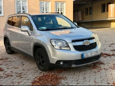 Käytetty Chevrolet Orlando 161 HP (118 kW) 2013 Harmaa Tila-auto