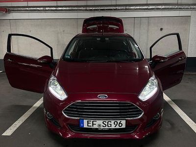 Gebraucht Ford Fiesta Sport 125 PS (91 kW) 2015 Rot Kleinwagen