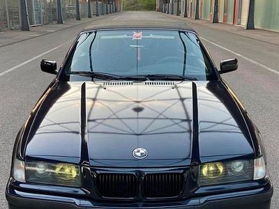Gebraucht BMW 318 Cabriolet M Sport 116 PS (85 kW) 1999 Blau Cabrio