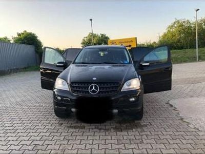 Mercedes ML320