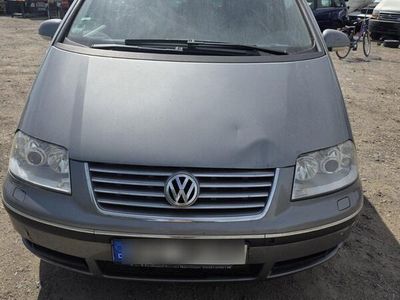 VW Sharan