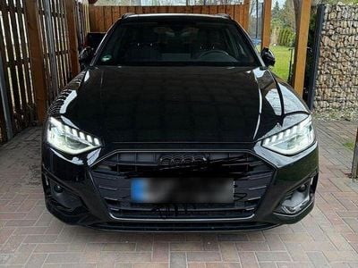Gebraucht Audi A4 Advanced 204 PS (150 kW) 2021 Schwarz Kombi