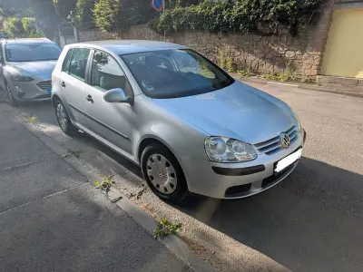 Gebraucht VW Golf IV Comfortline 102 PS (75 kW) 2005 Silber Limousine