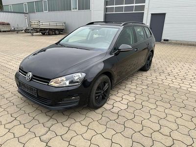 Gebraucht VW Golf VII Comfortline 110 PS (80 kW) 2017 Schwarz Kombi