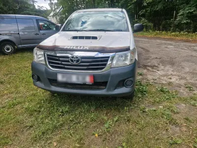 Gebraucht Toyota HiLux 144 PS (105 kW) 2013 Weiß Pickup