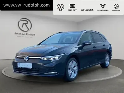 Używany VW Golf VIII Style 150 KM (110 kW) 2022 Szary Kombi