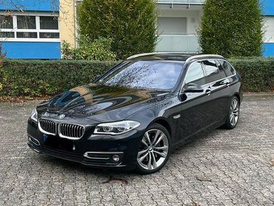 Gebraucht BMW 530 Sport Line 258 PS (189 kW) 2015 Schwarz Kombi