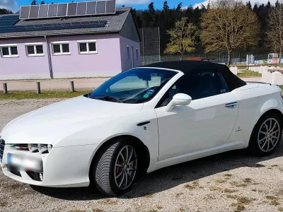 Second-hand Alfa Romeo Spider 200 CP (147 kW) 2008 Alb Cabrio