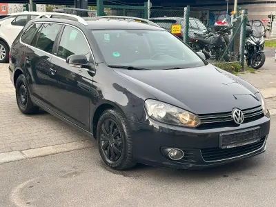 Gebraucht VW Golf VI Style 105 PS (77 kW) 2011 Schwarz Kleinwagen