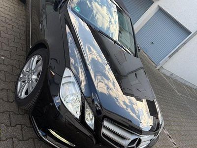 Gebraucht Mercedes E200 Avantgarde 184 PS (135 kW) 2011 Schwarz Cabrio