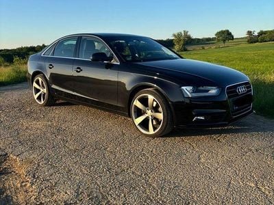 Schwarz Gebraucht 2012 Audi A4 Ambiente Limousine | 18.700 €