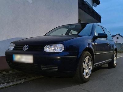 Gebraucht VW Golf IV 110 PS (80 kW) 2002 Blau Kleinwagen