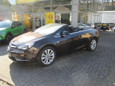 Usata Opel Cascada Innovation 170 CV (125 kW) 2016 Marrone Cabrio