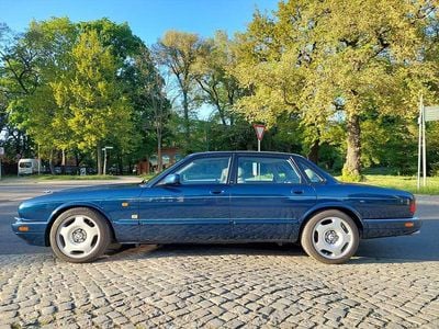 Gebraucht Jaguar X300 320 PS (235 kW) 1995 Blau Limousine