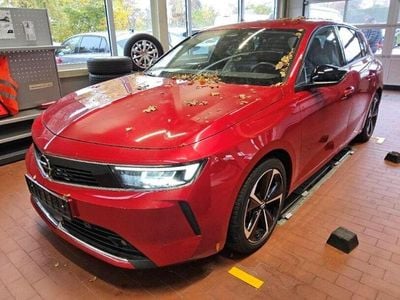 Second-hand Opel Astra Edition 181 CP (133 kW) 2022 Roșu Hatchback