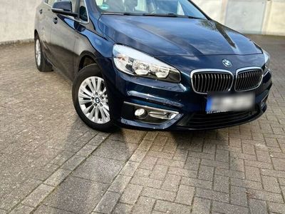 gebraucht BMW 218 i LuxuryLine