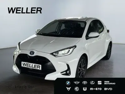 Gebraucht Toyota Yaris Basis 116 PS (85 kW) 2023 Schneeweiß Kleinwagen