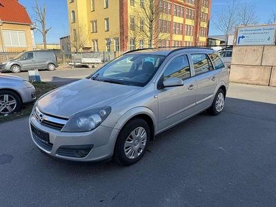 Gebraucht Opel Astra 105 PS (77 kW) 2007 Gold Kombi