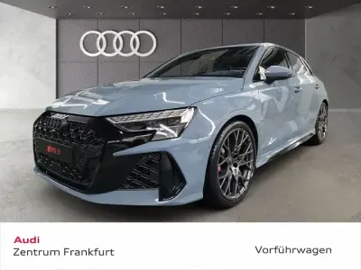 Gebraucht Audi RS3 Sportback Comfort 400 PS (294 kW) 2026 Kemoragrau metallic Kleinwagen