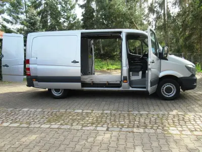 Używany Mercedes Sprinter 143 KM (105 kW) 2017 Srebrny Van