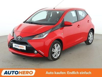 Usata Toyota Aygo X-play 69 CV (50 kW) 2016 Rosso Utilitaria