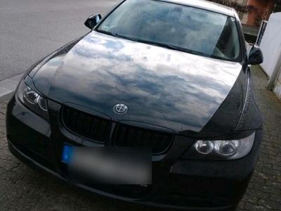 Gebraucht BMW 318 143 PS (105 kW) 2008 Schwarz Kombi
