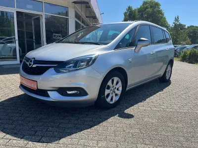 Gebraucht Opel Zafira Active 140 PS (102 kW) 2017 Silber Van / Kleinbus