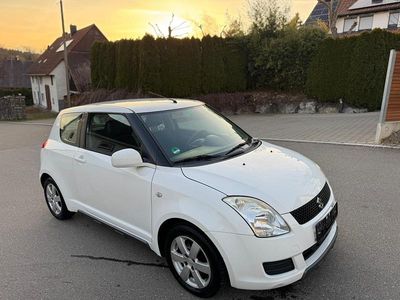 Gebraucht Suzuki Swift 93 PS (68 kW) 2009 Weiß Kleinwagen