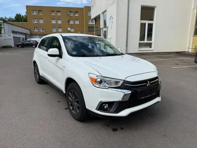 Gebraucht Mitsubishi ASX Basis 117 PS (86 kW) 2019 Weiß SUV