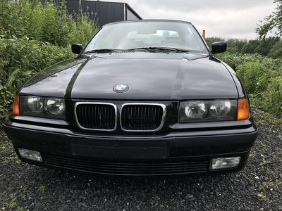 Gebraucht BMW 320 Cabriolet 150 PS (110 kW) 1997 Schwarz Cabrio
