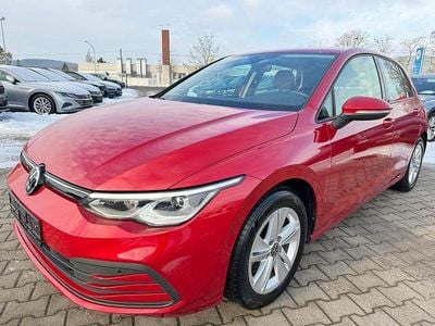 Gebraucht VW Golf VIII Life 131 PS (96 kW) 2021 Rot Limousine