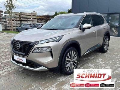 Neu Nissan X-Trail Tekna+ 204 PS (150 kW) 2025 Champagne silver SUV