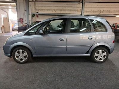 Gebraucht Opel Meriva Innovation 105 PS (77 kW) 2009 Silber Van / Kleinbus