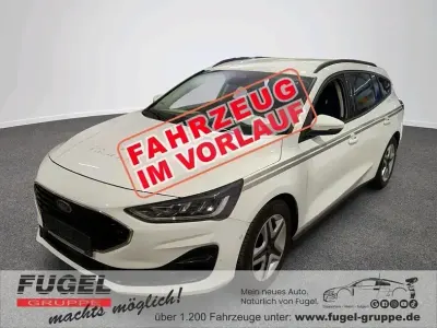 Gebraucht Ford Focus Cool & Connect 120 PS (88 kW) 2022 Frostweiß Limousine