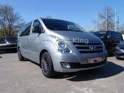 Gebraucht Hyundai H-1 Premium 170 PS (125 kW) 2017 Grau Van / Kleinbus