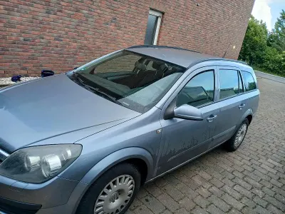 Gebraucht Opel Astra 2006 Grau Kombi