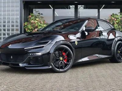 Gebraucht Ferrari Purosangue 725 PS (533 kW) 2024 Schwarz SUV